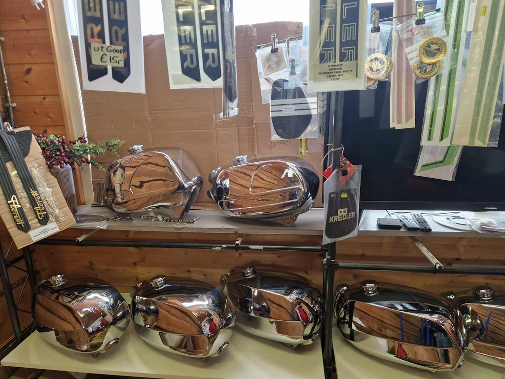DIVERSE KREIDLER & ZUNDAPP TANKS, Fietsen en Brommers, Verzenden, Nieuw, Tank