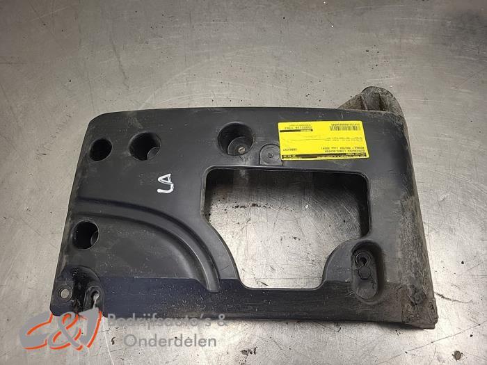Bumperhoek links-achter van een Renault Master (NVT), Gebruikt, -, Renault, -