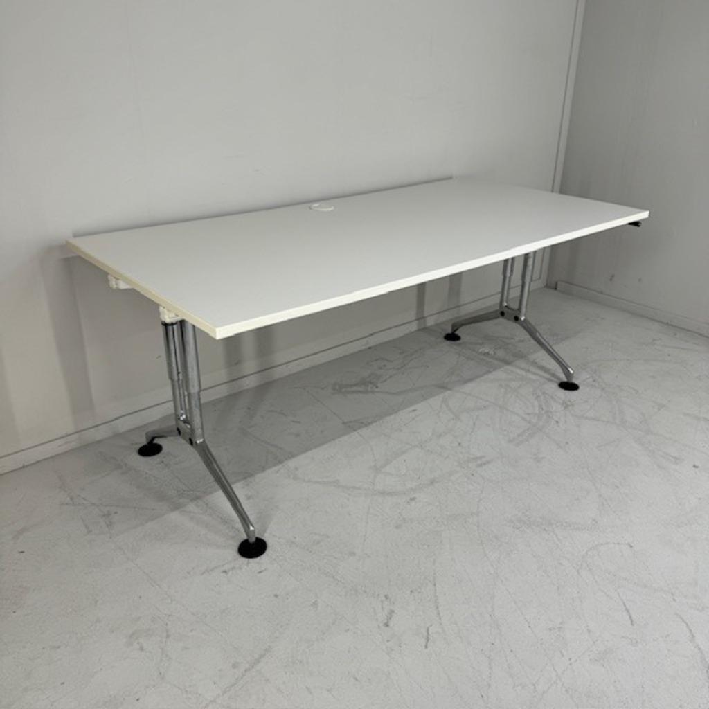 Vitra Ad Hoc Slingerbureau zit-zit 180x90, Gebruikt, Ophalen of Verzenden, /, Bureau