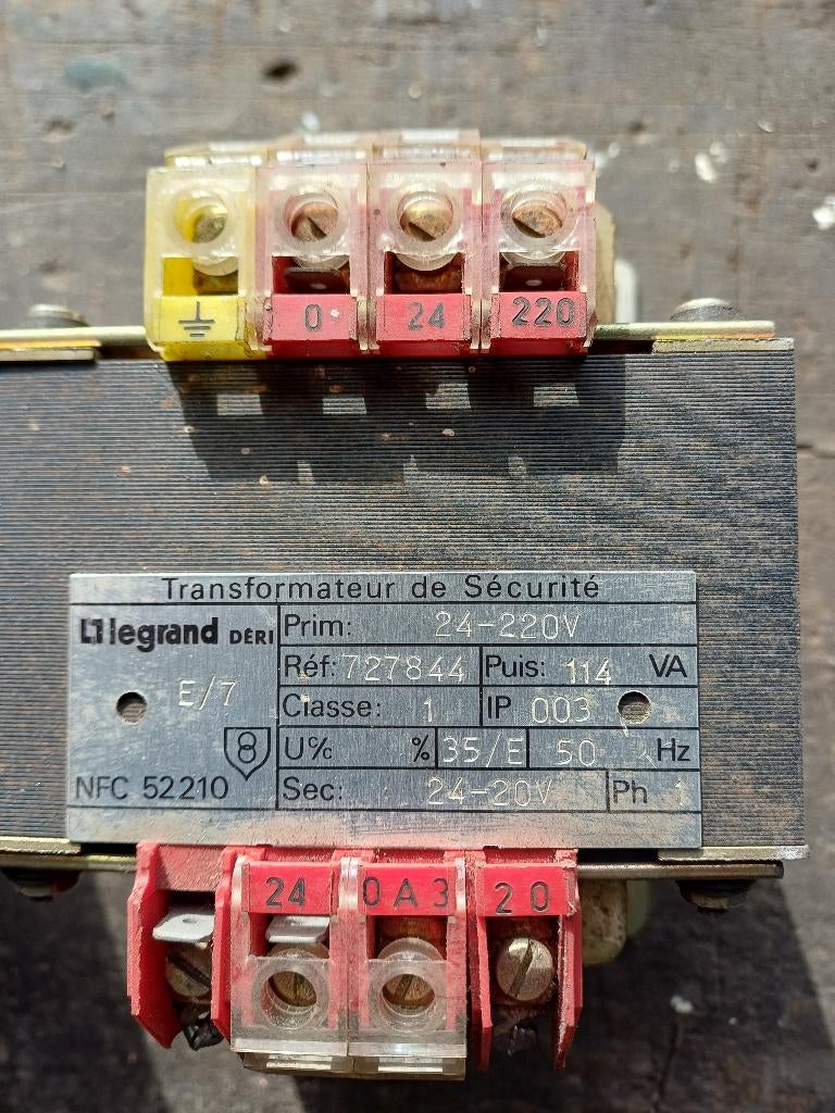 Omvormer 230 naar 24 Volt, Ophalen of Verzenden, Zo goed als nieuw