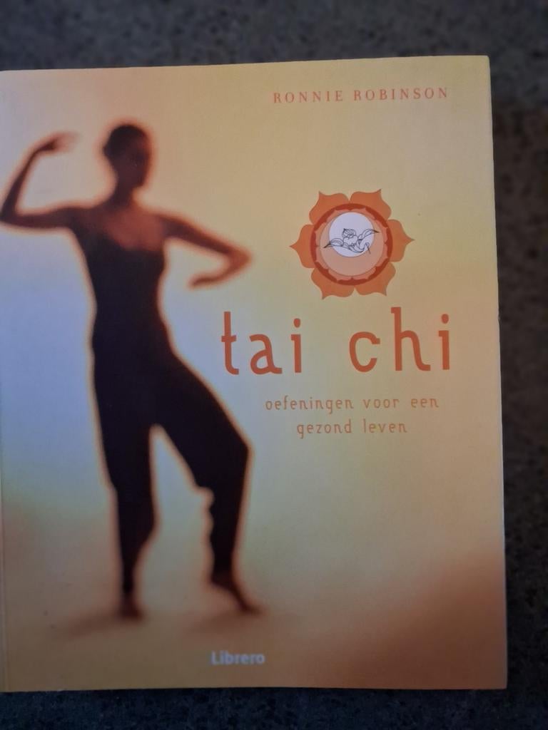 R. Robertson - Tai Chi, Ophalen of Verzenden, Instructieboek, Overige onderwerpen, R. Robertson