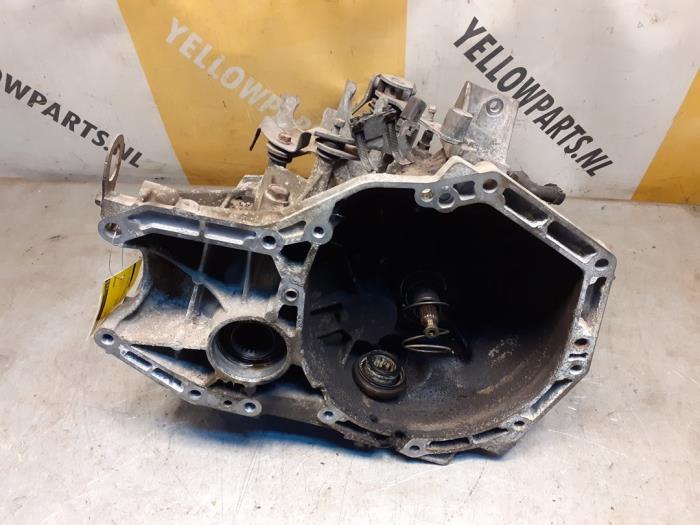 Versnellingsbak van een Suzuki Swift, Ophalen of Verzenden, 3 maanden garantie, Gebruikt, Suzuki