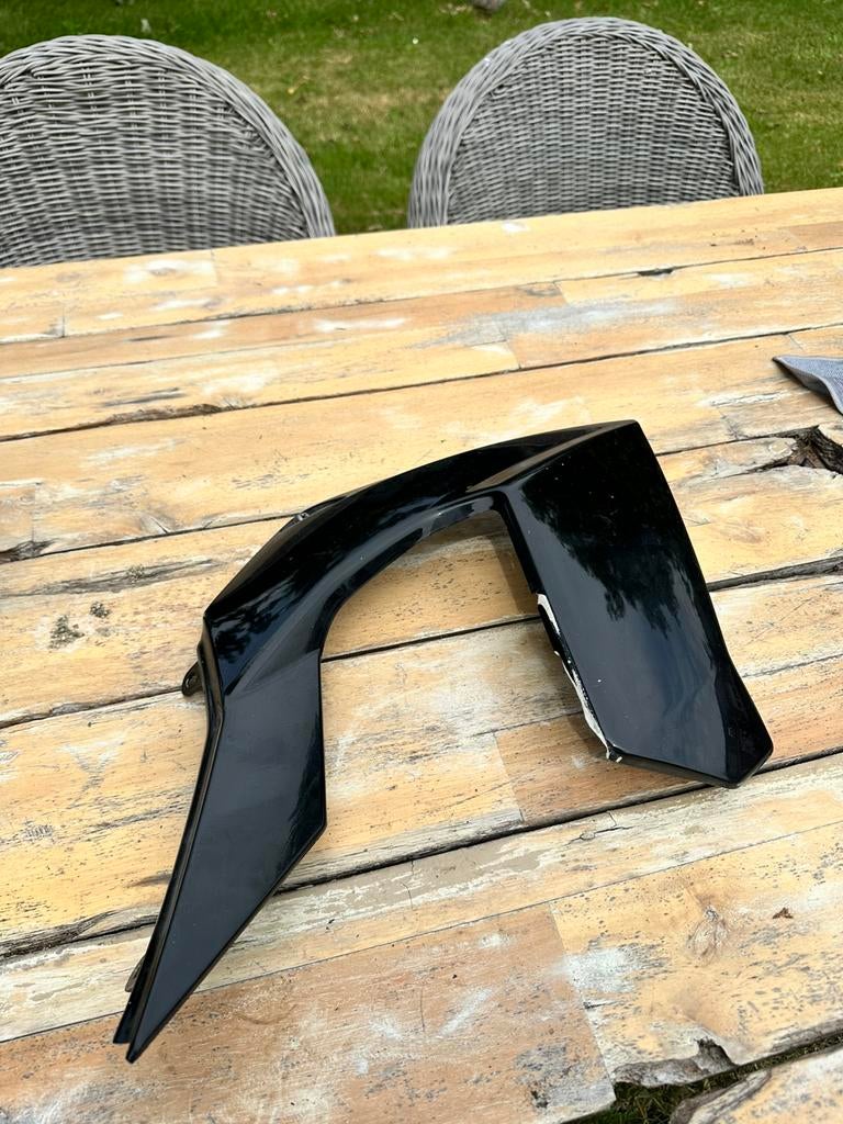 Derbi drd pro radiateur kap rechts (opknapper), Ophalen of Verzenden, Gebruikt, Kap