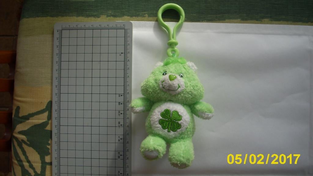 Troetelbeertjes sleutelhanger groen met klaver 13 cm, Verzamelen, Ophalen of Verzenden, Nieuw