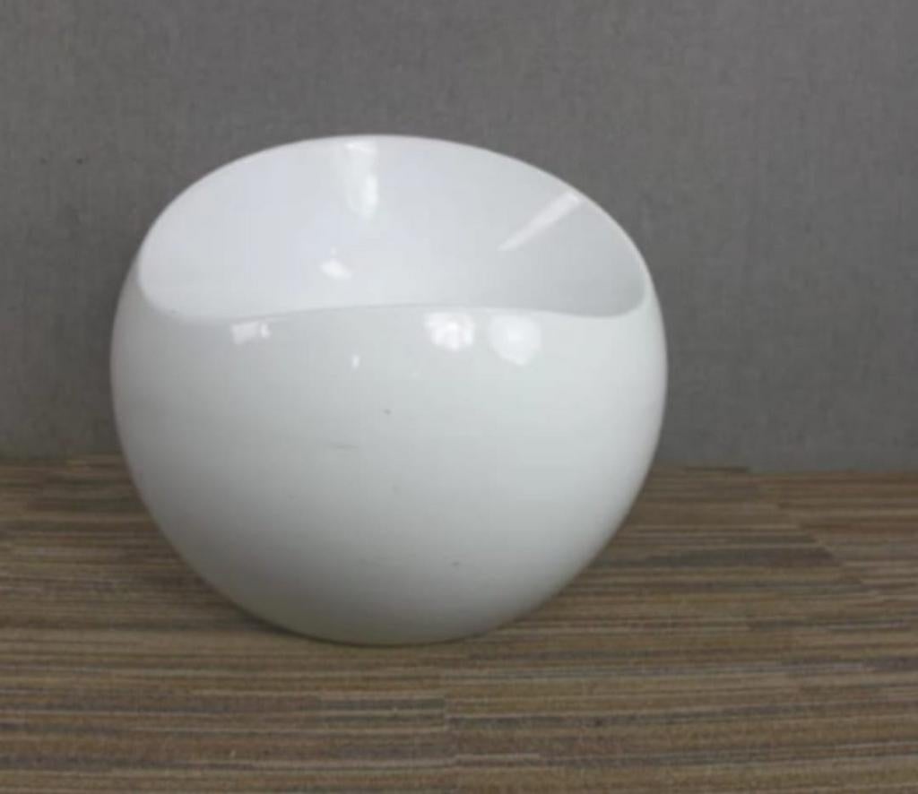 Van Finn Stone Ball Chair - Design Stoel, Kunststof, Gebruikt, Wit, Design