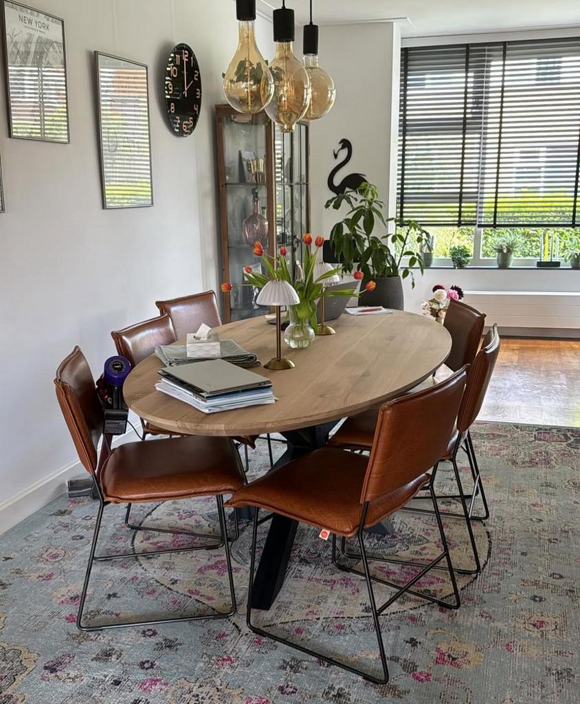Eiken eettafel ovaal rond massief spinpoot levertijd 1 week, Ophalen of Verzenden, Nieuw, Rond