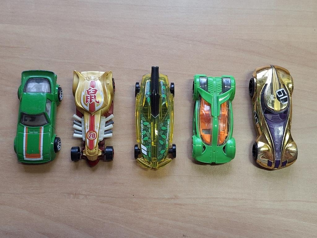 5 hot Wheels, Kinderen en Baby's, Speelgoed | Speelgoedvoertuigen, Ophalen of Verzenden, Zo goed als nieuw