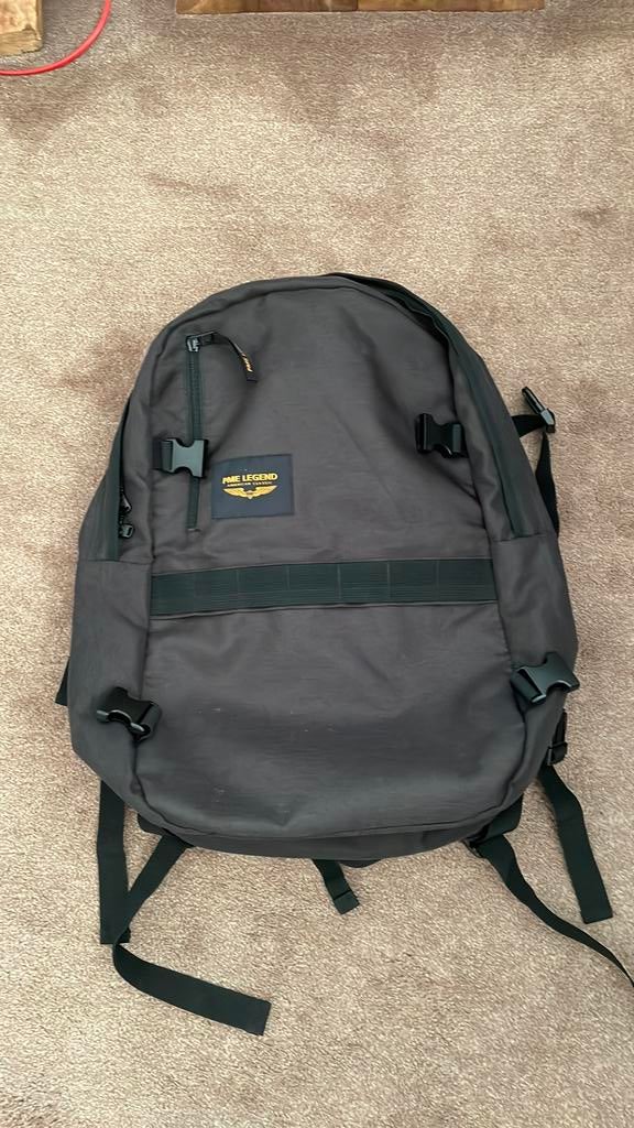 Stoere PME Legend rugzak zwart met laptopvak, 25 tot 40 cm, Zo goed als nieuw, Ophalen, Overige merken