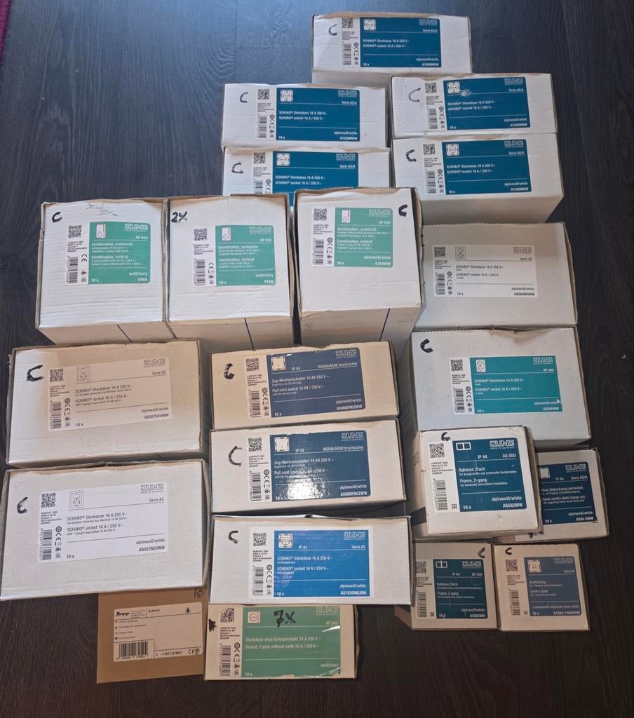Jung schakelmateriaal NIEUW., Ophalen of Verzenden, Nieuw, Schakelaar