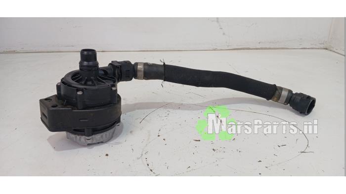 Extra waterpomp van een Opel Corsa, Gebruikt, -, -, Opel