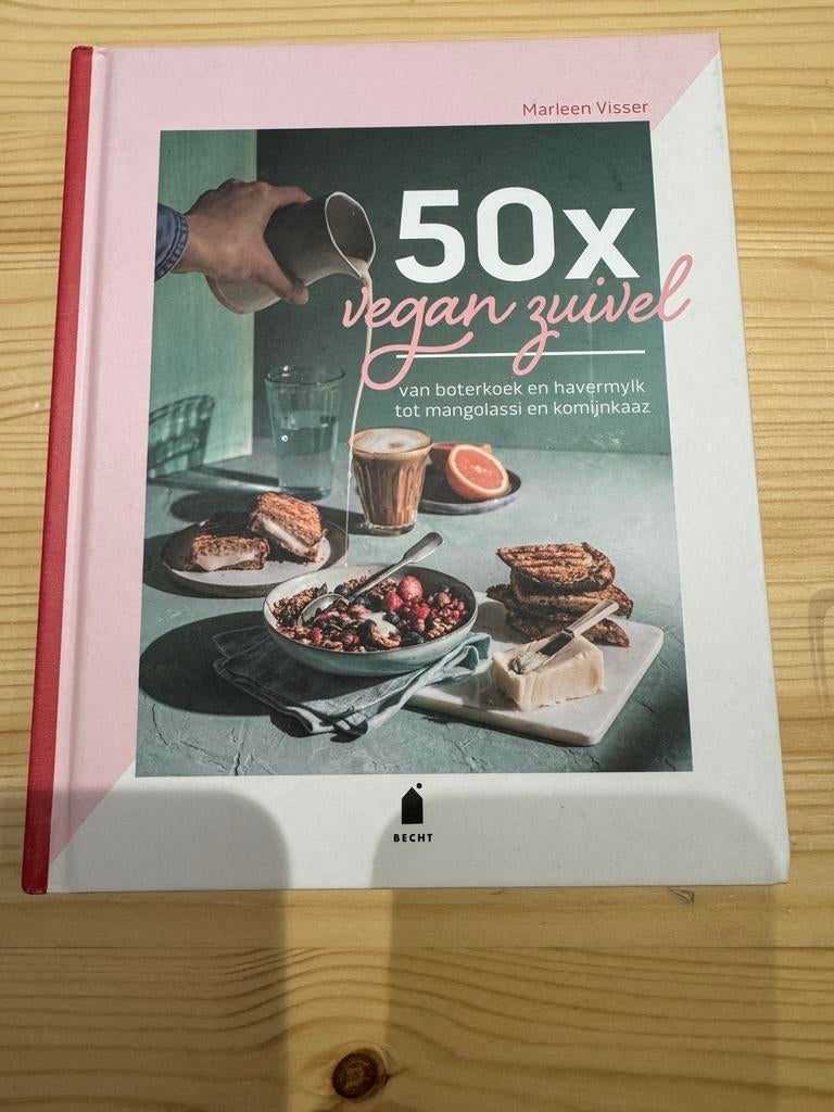 Vegan zuivel boek, Ophalen of Verzenden, Zo goed als nieuw