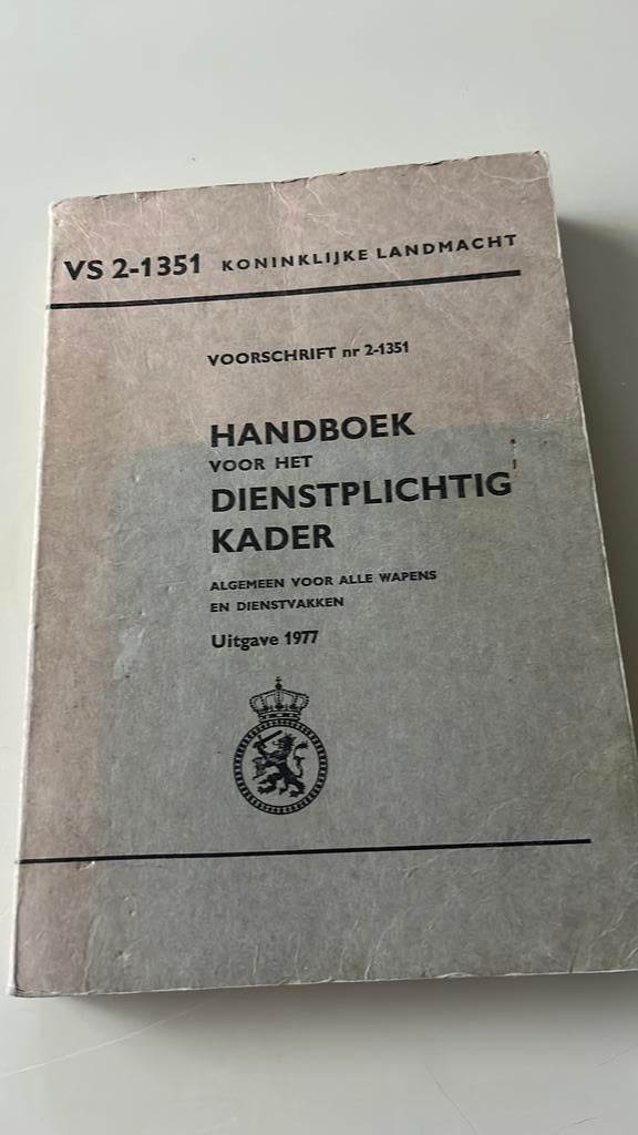 Handboek voor het dienstplichtig kader 1977, Ophalen of Verzenden, Landmacht, Nederland, Boek of Tijdschrift