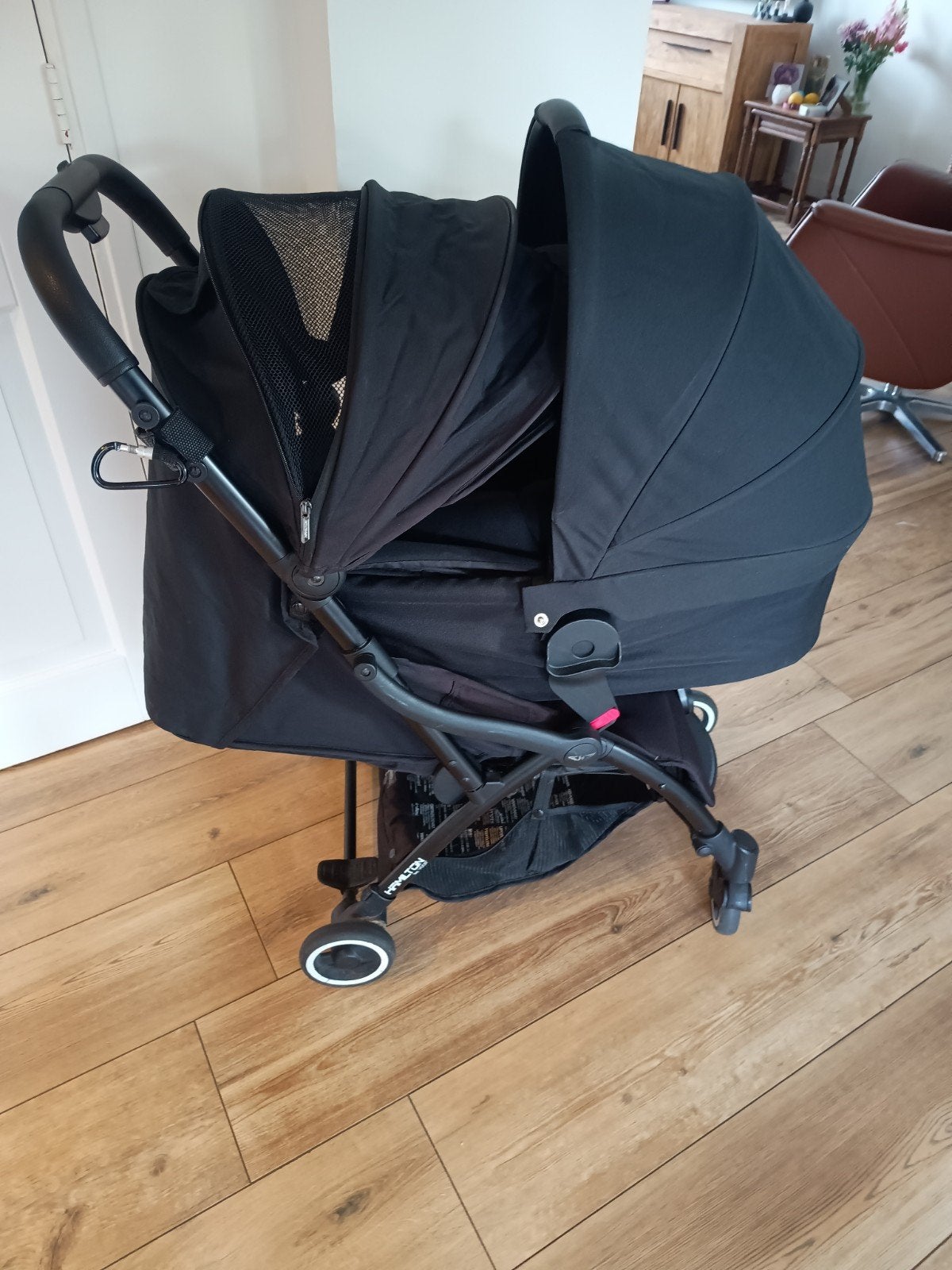 Mooie Hamilton buggy met reiswieg en accessoires, Ophalen, Verstelbare rugleuning