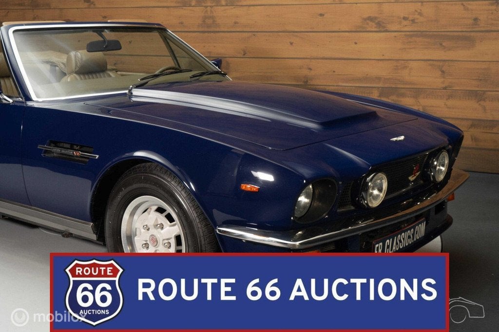 Aston-Martin V8 Volante Cabriolet LHD | 1981 | Route 66 Auct, Auto's, Oldtimers, Overige carrosserieën, Zwart, Bedrijf, Handgeschakeld