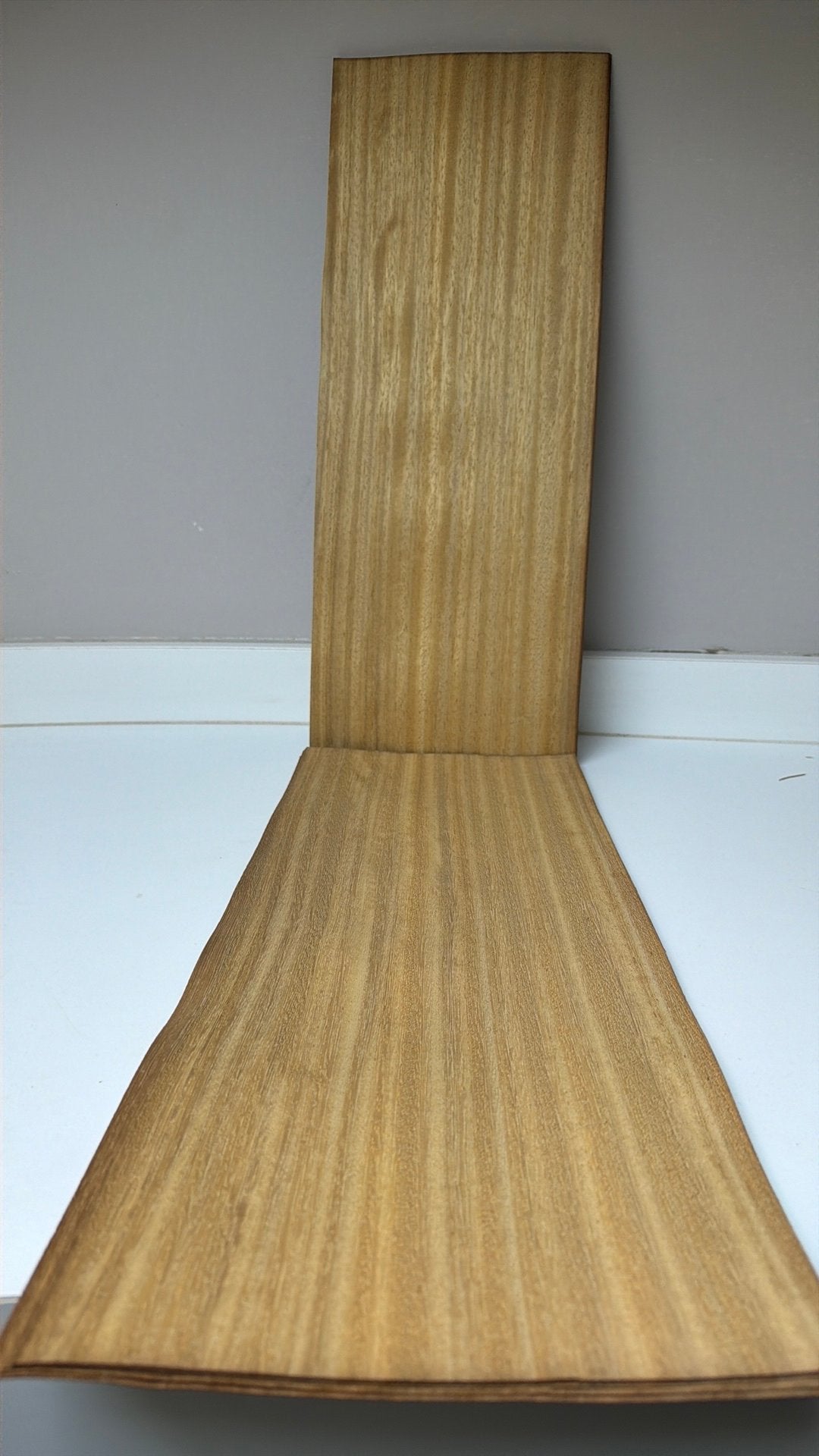 Iroko fineer 60x23cm 16 vellen €6, Ophalen of Verzenden, Zo goed als nieuw, Boek