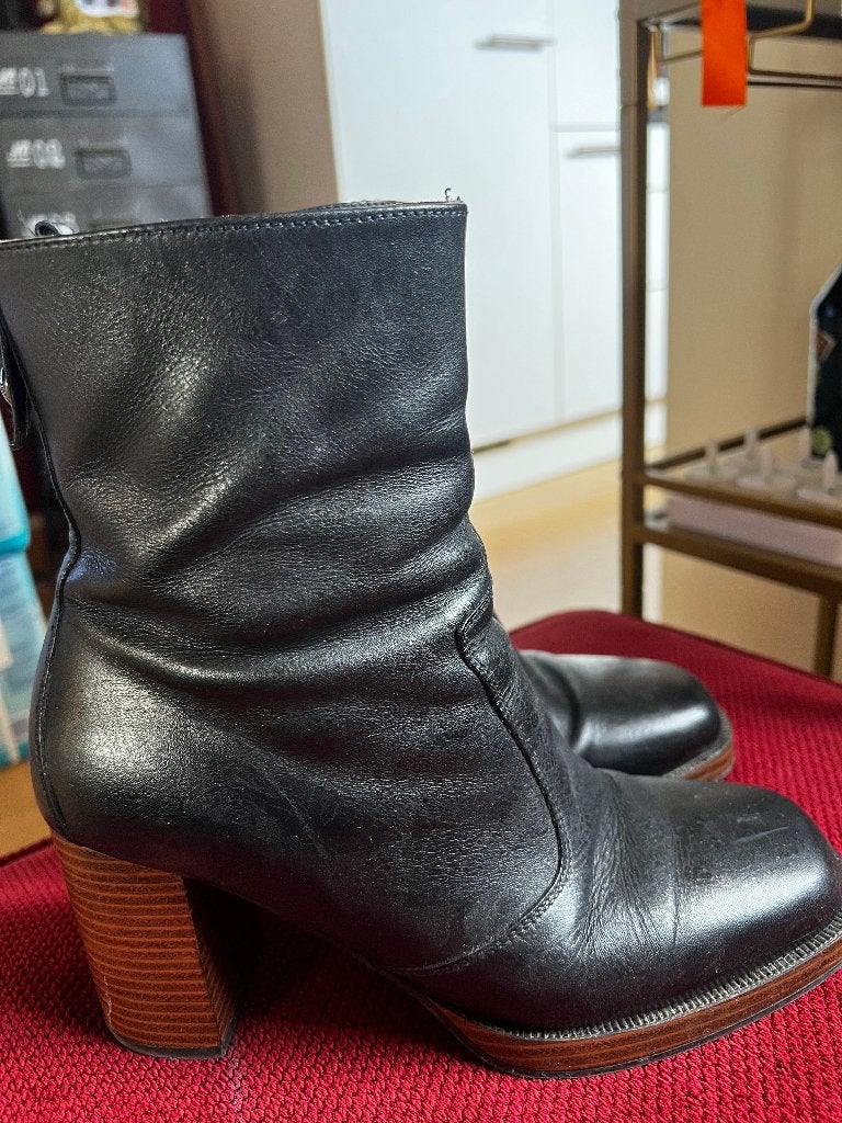 Nero Gardini enkellaarzen, Zwart, Lage of Enkellaarzen, Ophalen of Verzenden, Zo goed als nieuw