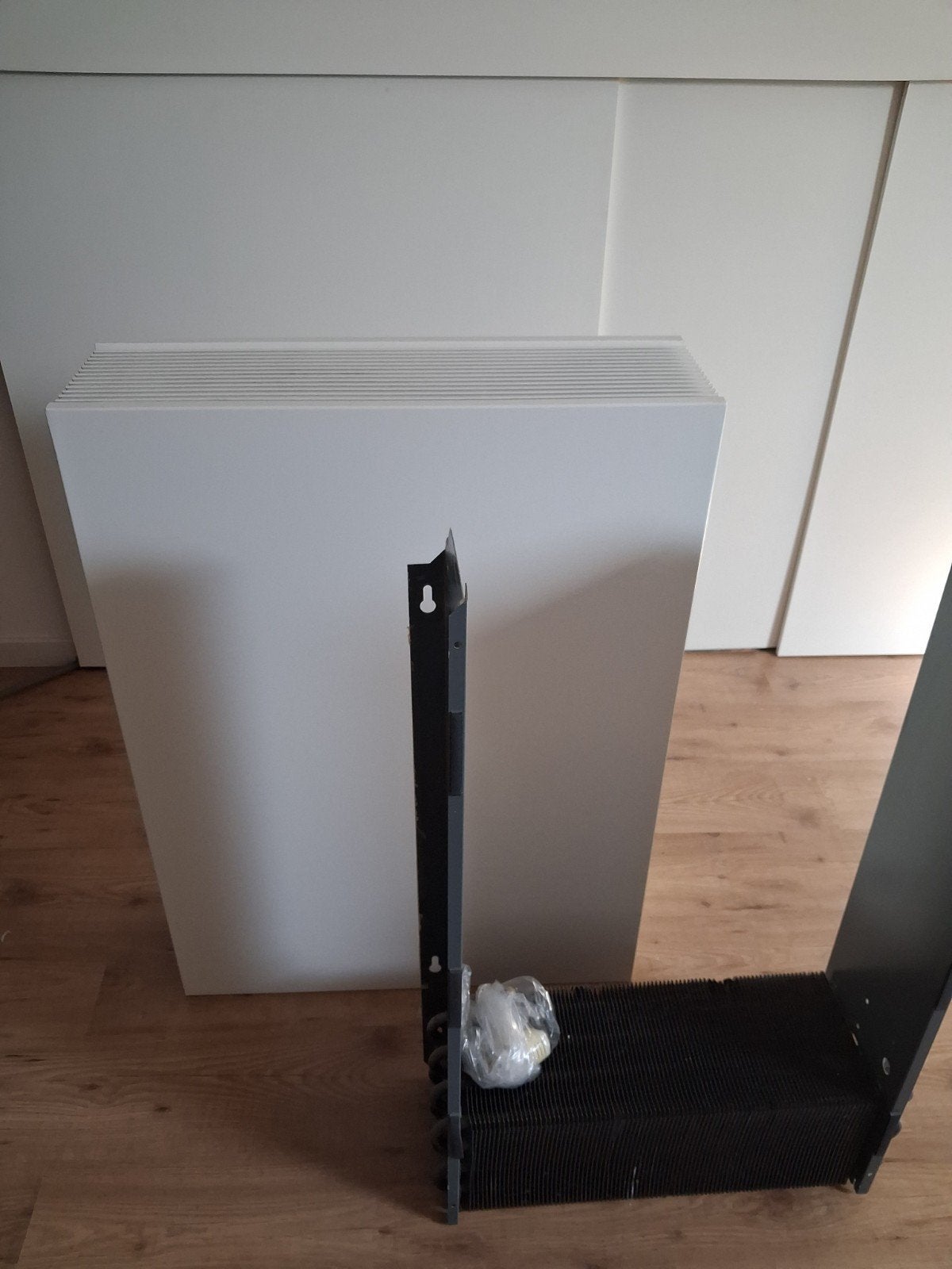 buderus jaga straat, Ophalen, Radiator, 30 tot 80 cm