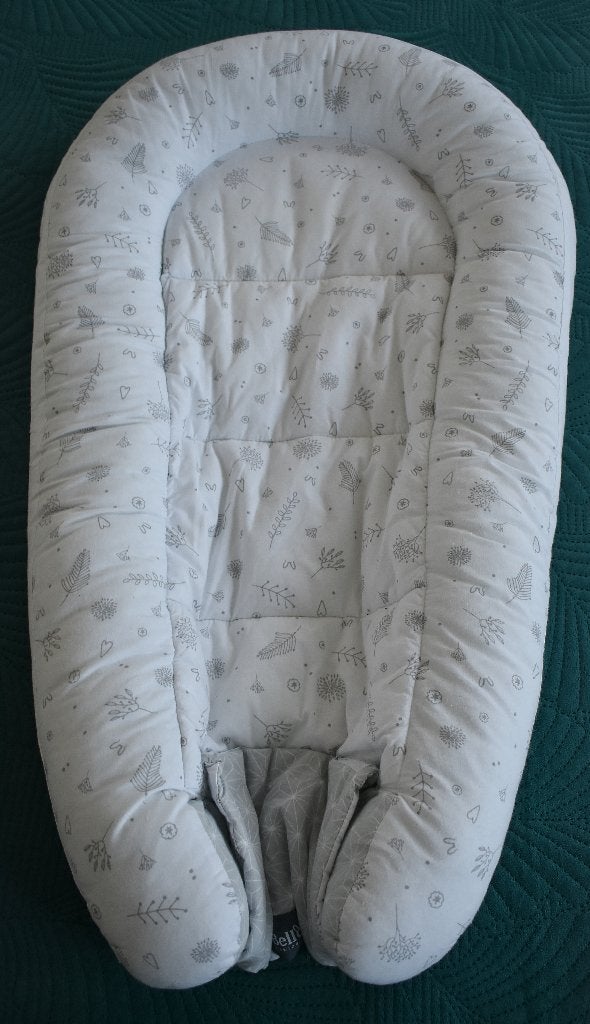 nette, grijze babynest 90x60 cm van Bellochi, Ophalen, Zo goed als nieuw, Overige typen