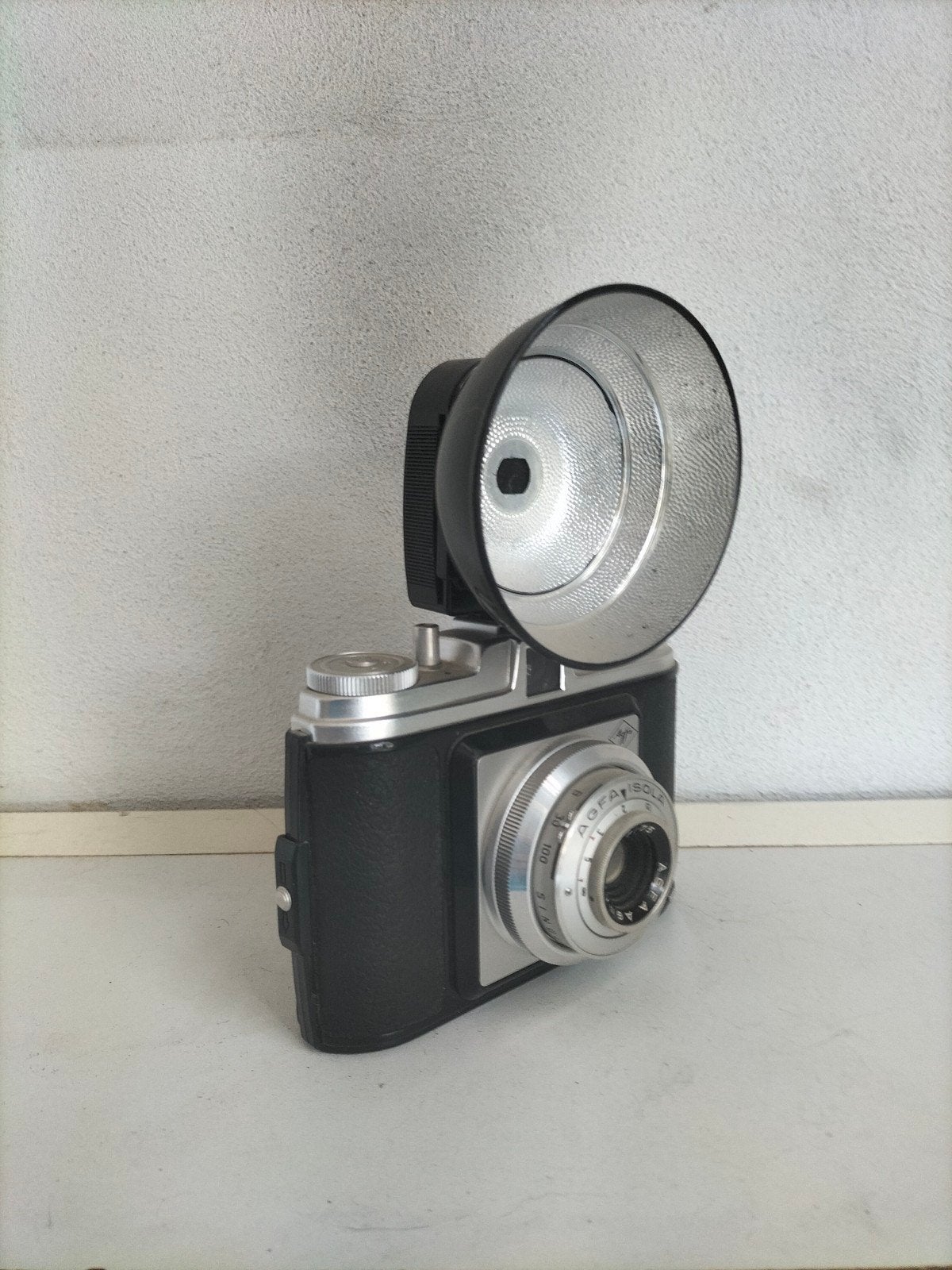 Vintage Agfa Isola camera met flitser, Ophalen, Gebruikt, Compact, Overige Merken