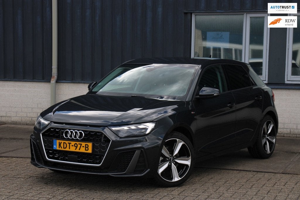 Audi A1 Sportback 30 TFSI S-Line AUT. ACC Lane Leder ParkCam, Auto's, Audi, Zwart, 116 pk, Leder, Bedrijf