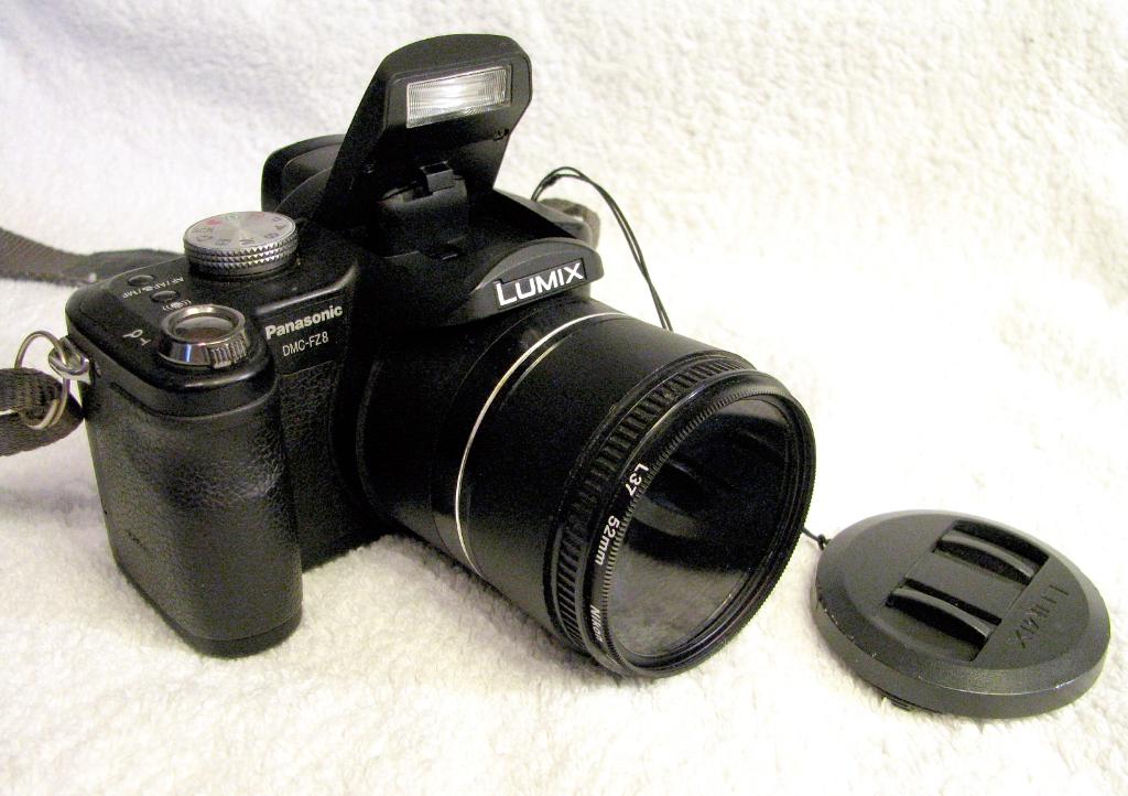 Panasonic Lumix DMC-FZ8 met nieuwe accu en voorzetfilter, Ophalen, Gebruikt, Compact, Overige Merken