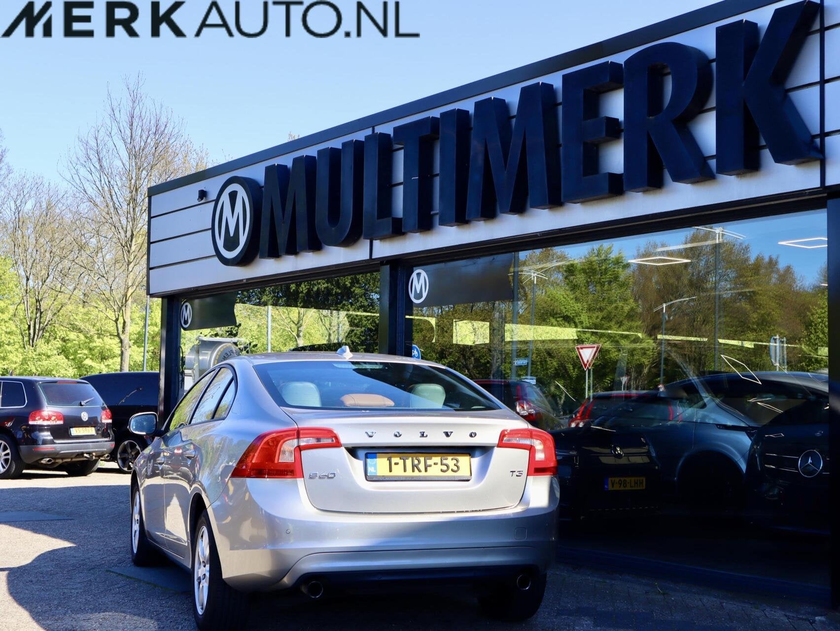 Volvo S60 1.6 T3 Leder, Schuifdak, 1e Eigenaar! met Nap!, Voorwielaandrijving, Gebruikt, 4 cilinders, 150 pk