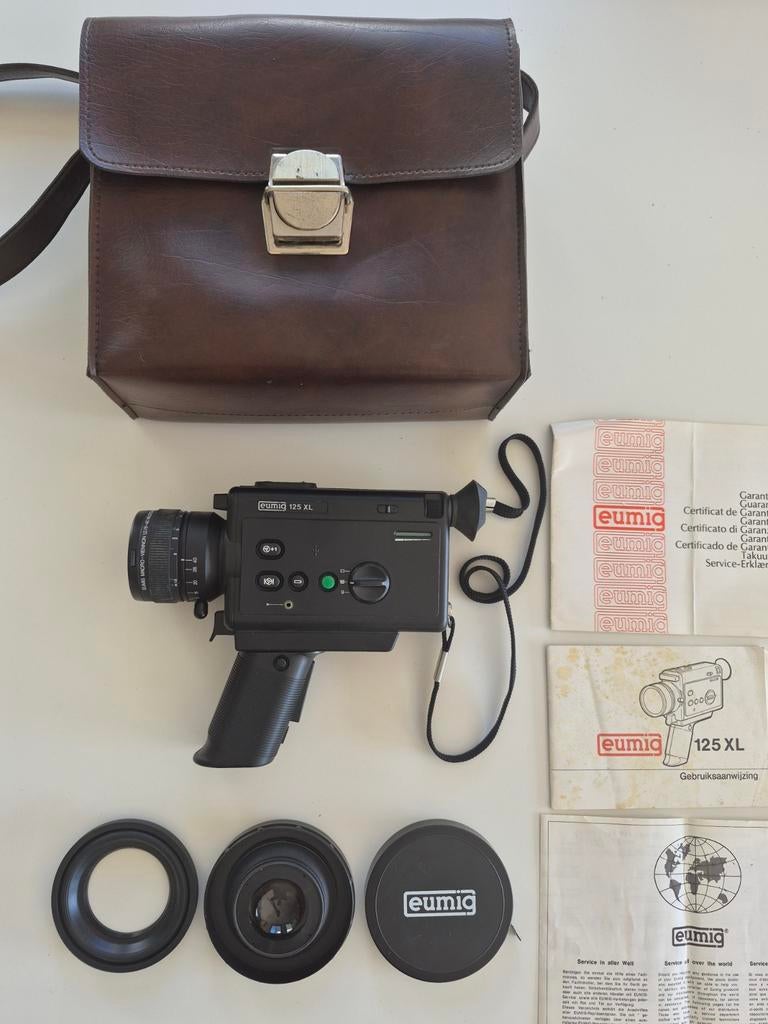 Vintage Eumig 125 XL Super 8 Camera met accessoires, Ophalen of Verzenden, 8mm, Camera
