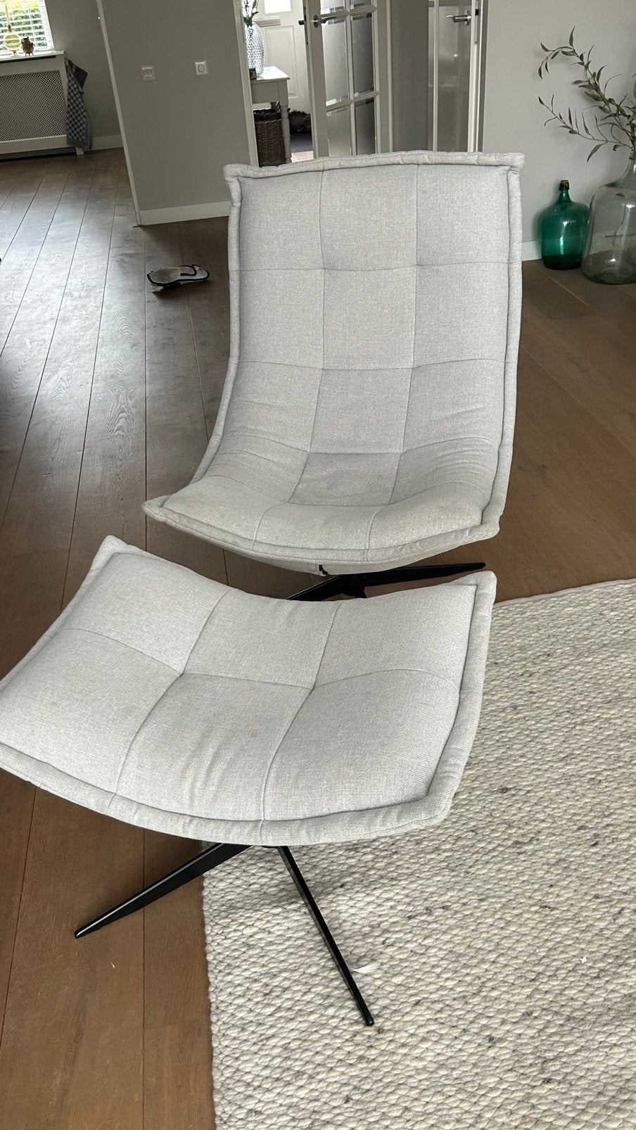 Fauteuil met voetenbank, Ophalen of Verzenden, Zo goed als nieuw, 75 tot 100 cm, 50 tot 75 cm