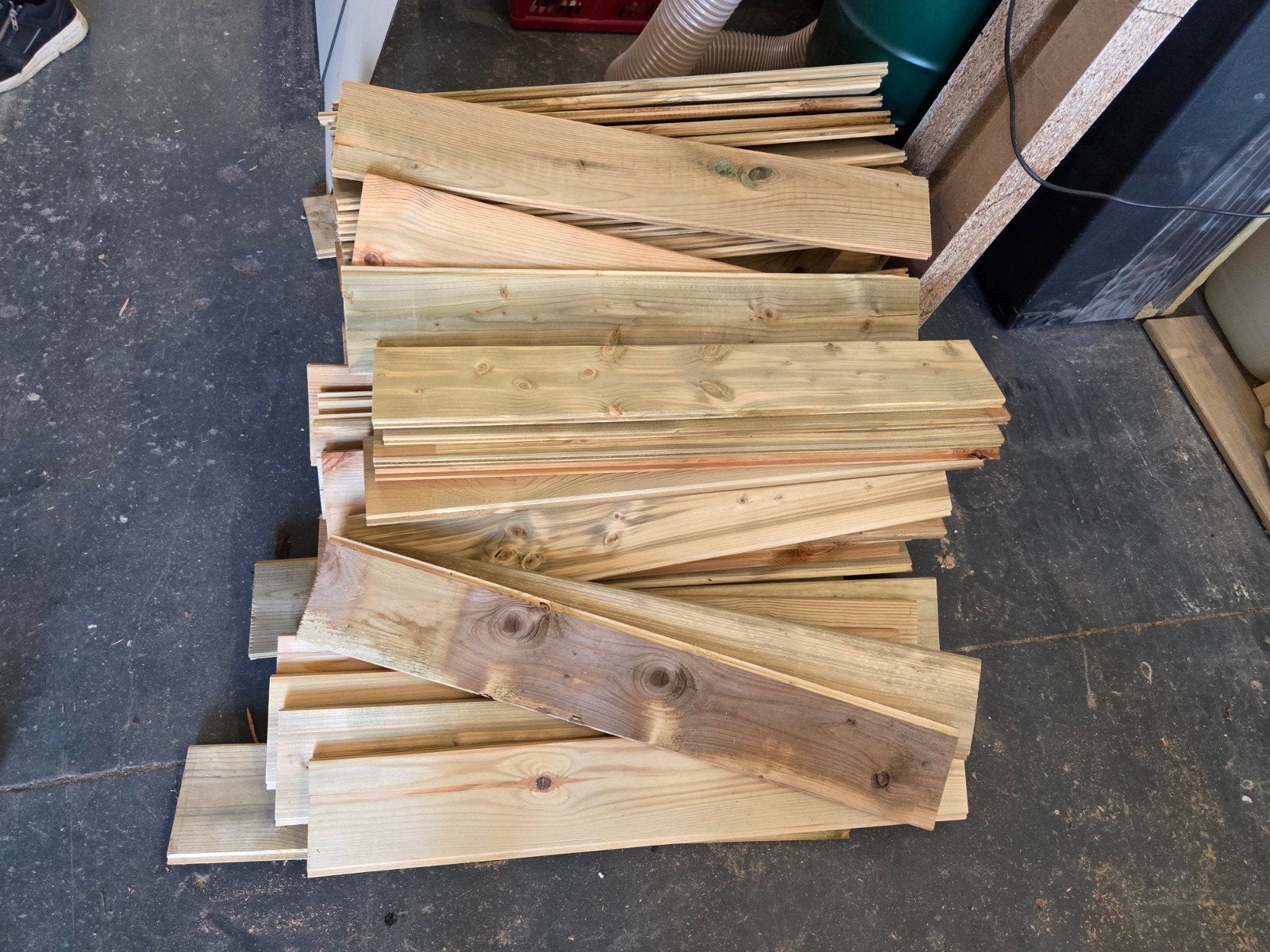 Geimpregneerde planken, Ophalen, Minder dan 25 mm, Plank, Minder dan 200 cm