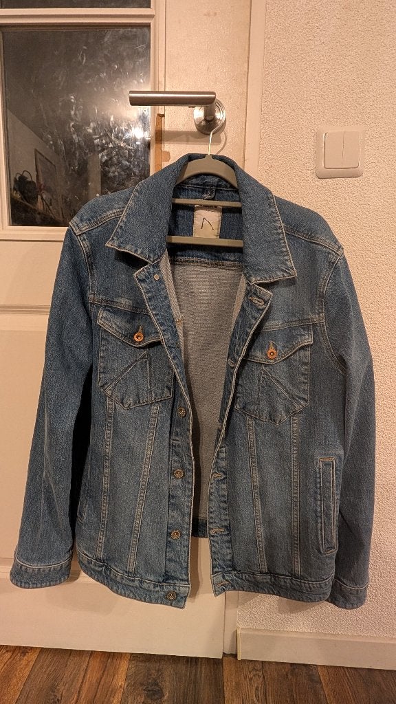 Chasin’ Spijkerjas / Denim Jacket (Maat L), Ophalen of Verzenden, Zo goed als nieuw, Blauw