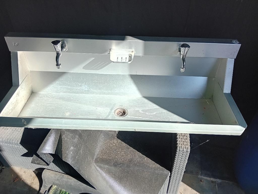 aluminium wasbak werkplaats, Ophalen of Verzenden, Gebruikt, Wastafel