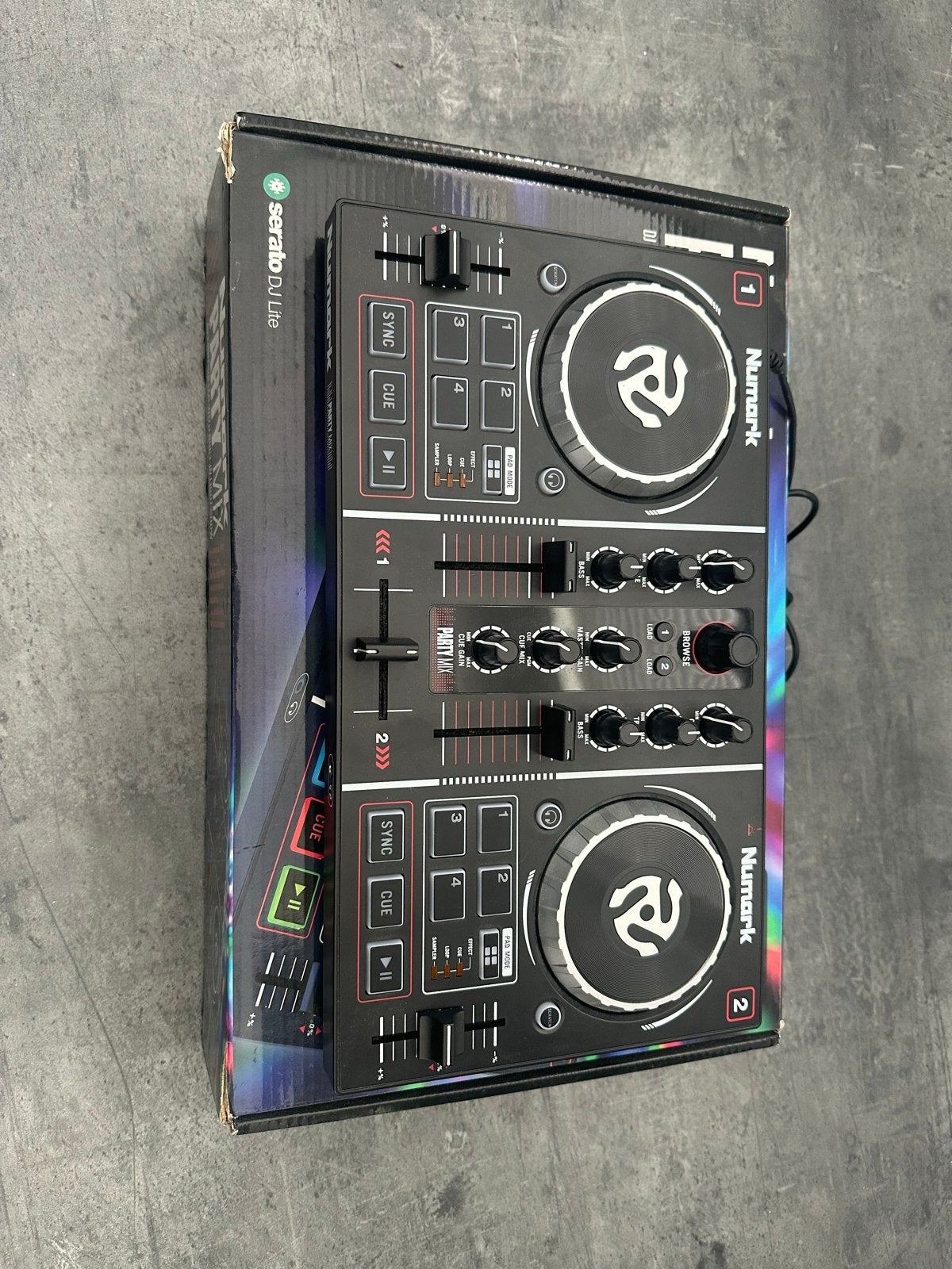 Numark Party Mix DJ Controller met ingebouwde lichtshow, Verzenden, Zo goed als nieuw, Dj-set, Numark