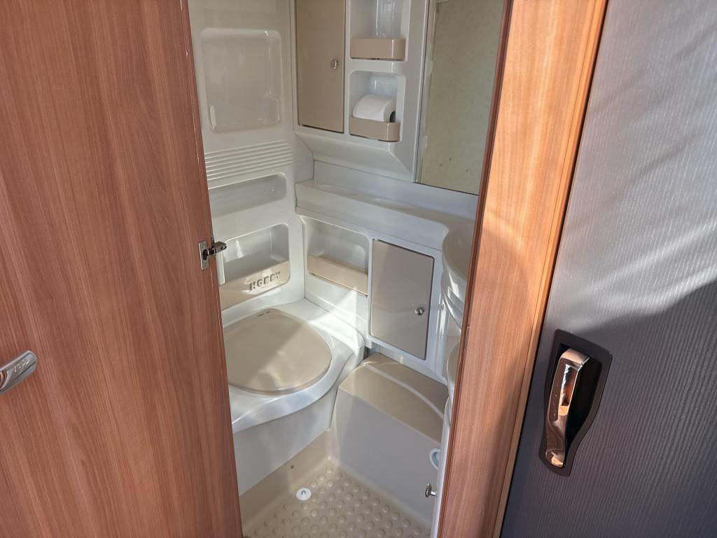 Hobby De Luxe 380 TB, Caravans en Kamperen, Caravans, Standaardzit, Hobby, Bedrijf, 750 - 1000 kg