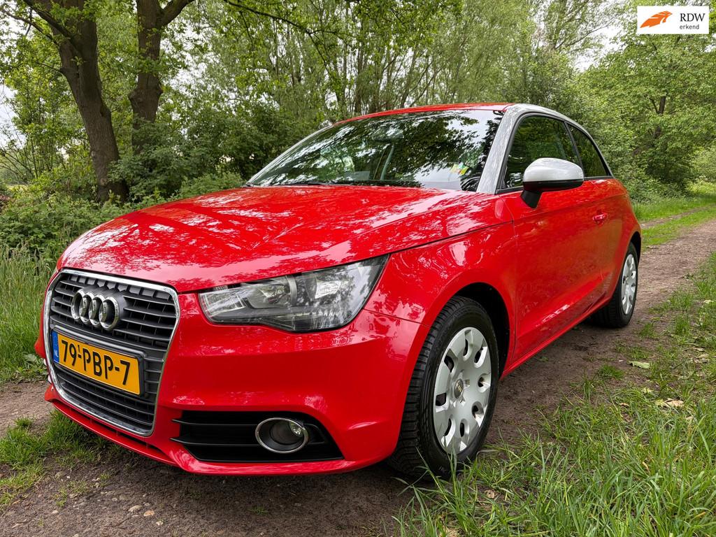 Audi A1 1.4 TFSI Attraction Pro Line Business/Navi/Cruise/Tr, Auto's, Audi, Voorwielaandrijving, Euro 5, Stof, Zwart