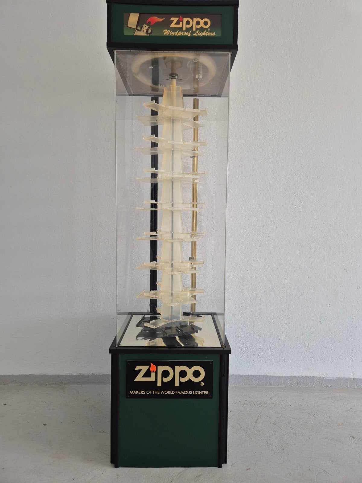 Zeldzame Zippo Vitrinekast, Ophalen, Gebruikt, Overige typen