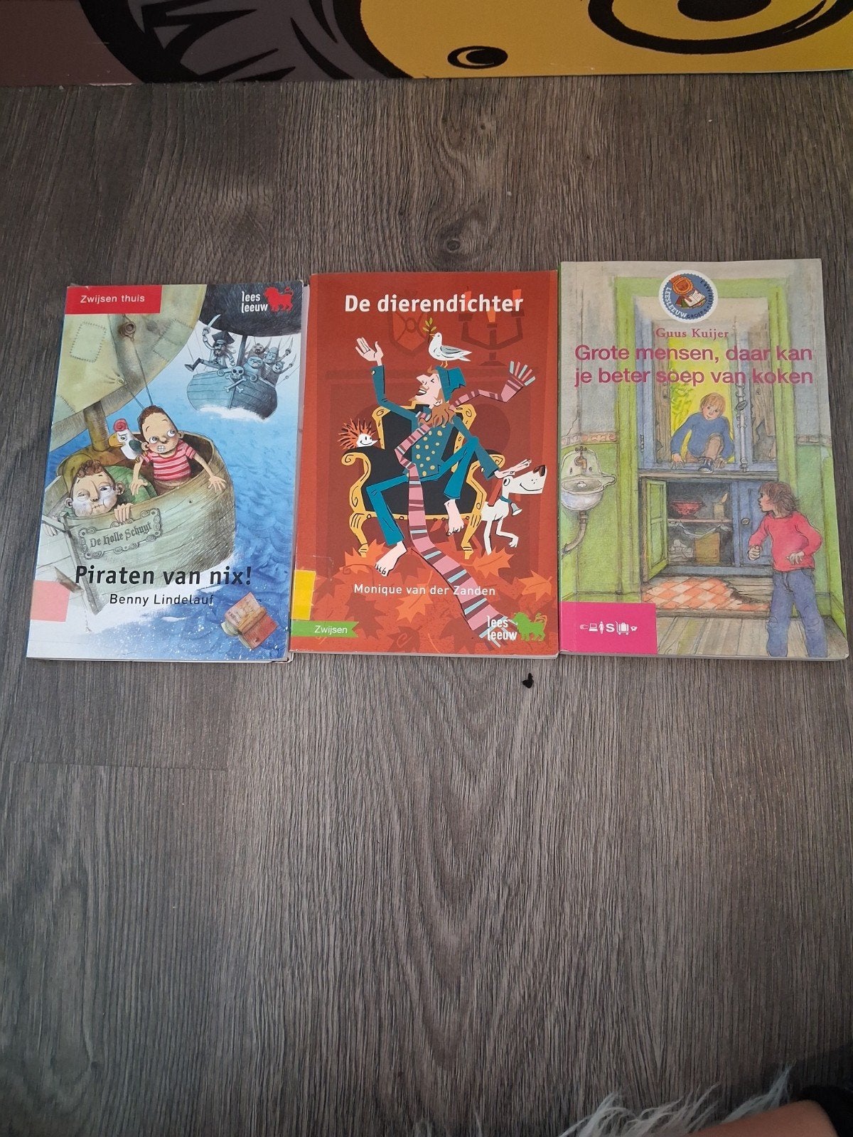 Monique van der Zanden - De dierendichter - benny lindelauf, Boeken, Ophalen of Verzenden, Zo goed als nieuw, Monique van der Zanden