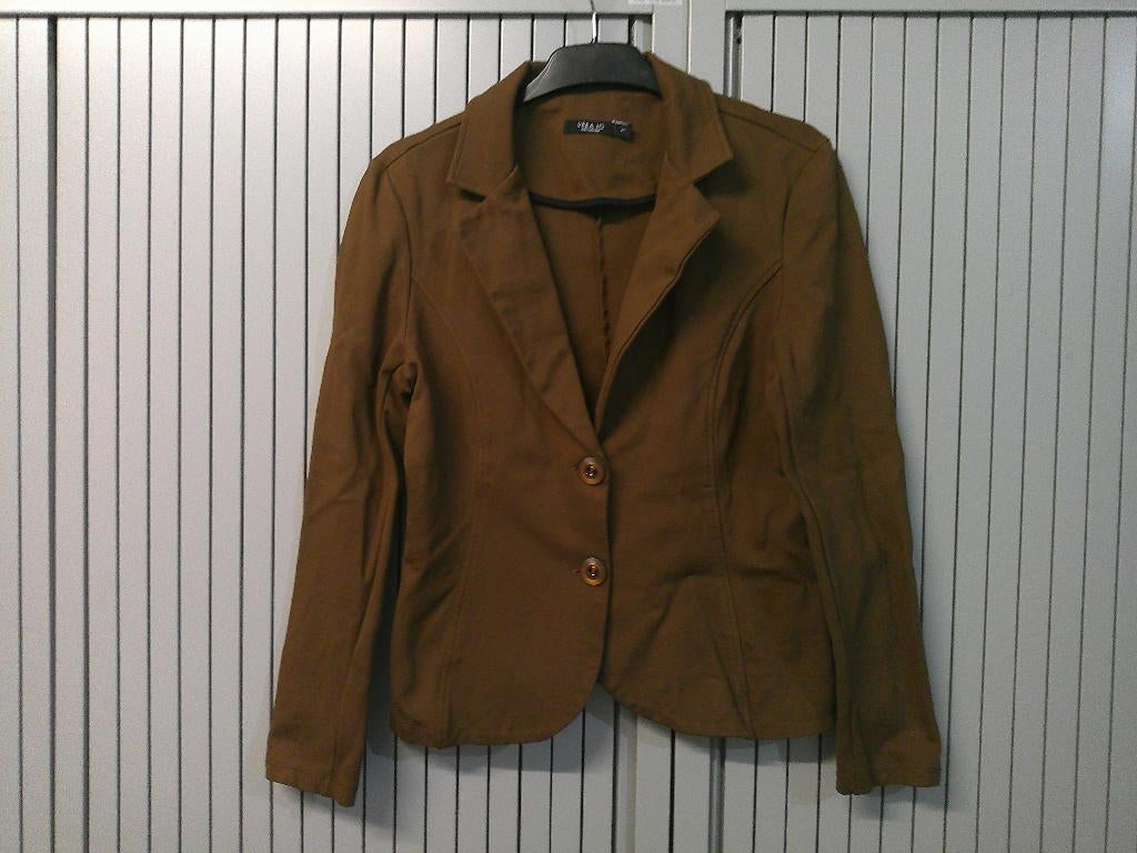 Leuk bruin kleurig Jasje, Maat 38/40 (M), Vero Jo, Bruin, Nieuw