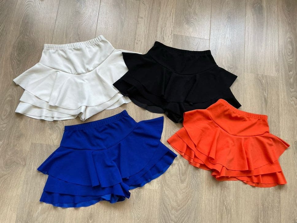 Skorts (maat M)  IZGS, Maat 38/40 (M), Overige kleuren, Ophalen of Verzenden, Gedragen