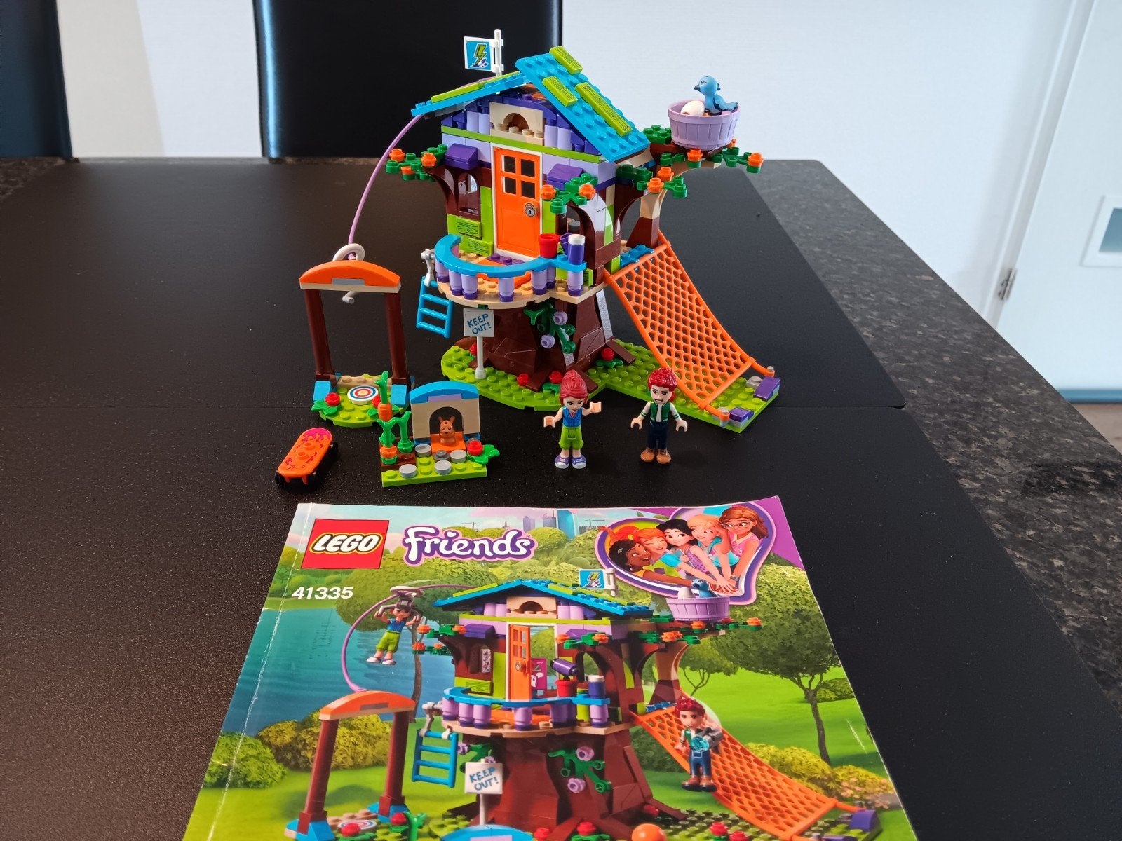 LEGO Friends Mia's Boomhut 41335 - Zo goed als nieuw, Ophalen of Verzenden, Zo goed als nieuw, Overige merken