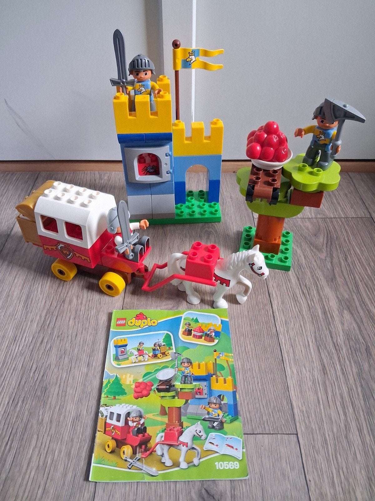 Lego Duplo ridder aanval set 10569
Helemaal compleet, Compleet, Ophalen of Verzenden, Zo goed als nieuw, Duplo