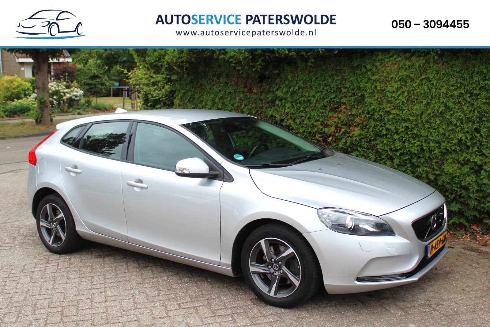Volvo V40 1.6 T2 Summum, Auto's, Volvo, Voorwielaandrijving, Gebruikt, 4 cilinders, Leder