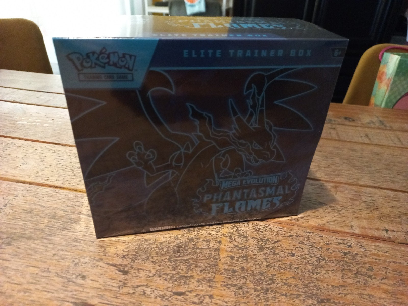 Phantasmal flames etb, Ophalen of Verzenden, Nieuw, Boosterbox, Foil
