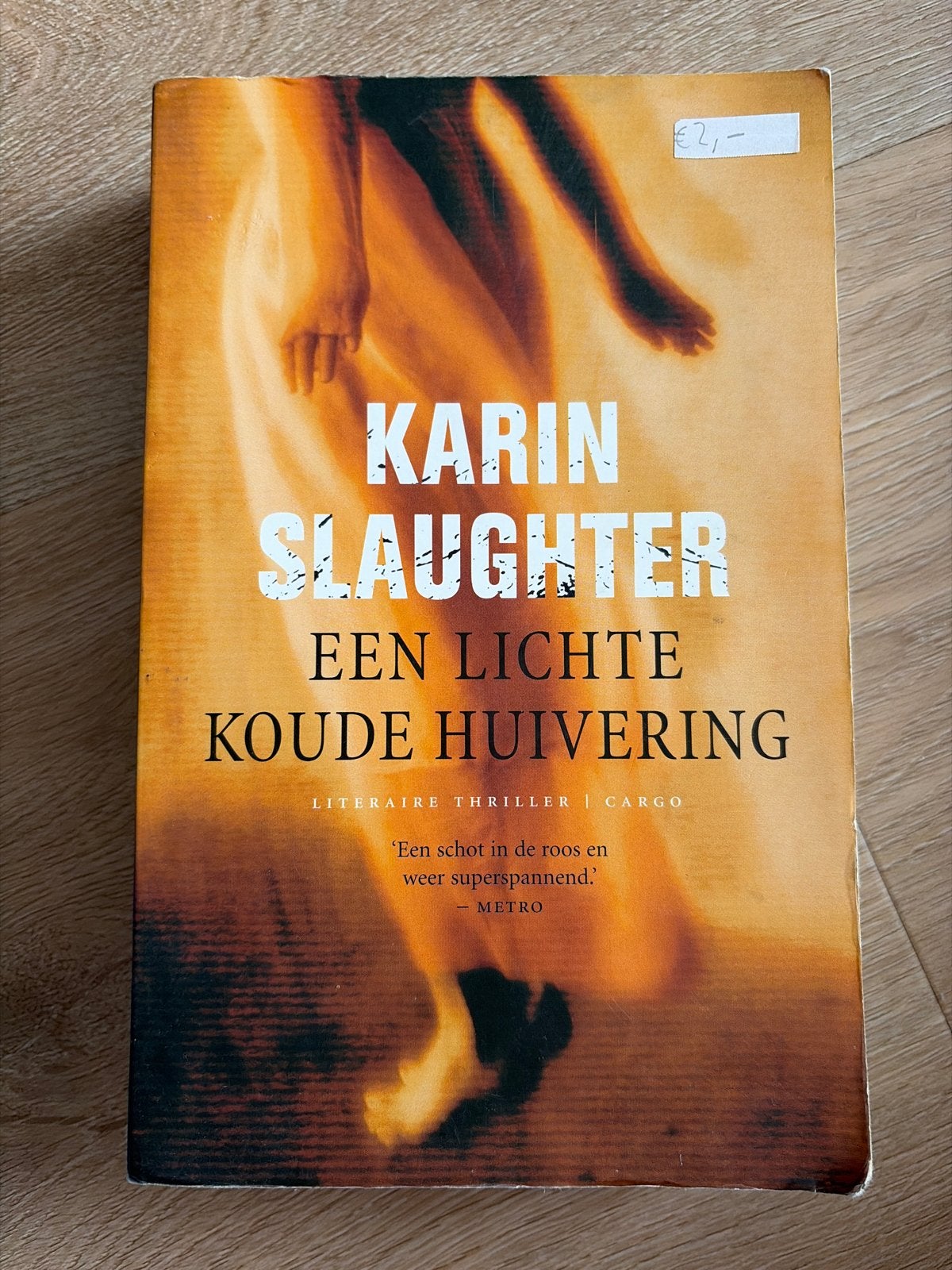 Een lichte koude huivering - Karin Slaughter, Boeken, Ophalen of Verzenden, Gelezen, Amerika