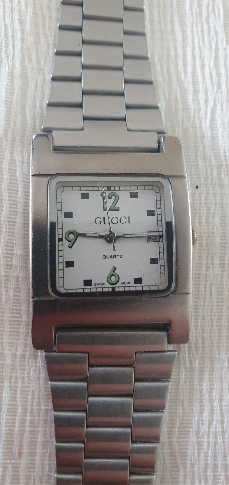 Zeldzaam Gucci horloge met groene cijfers, Sieraden, Tassen en Uiterlijk, Ophalen of Verzenden, Gebruikt, Overige merken
