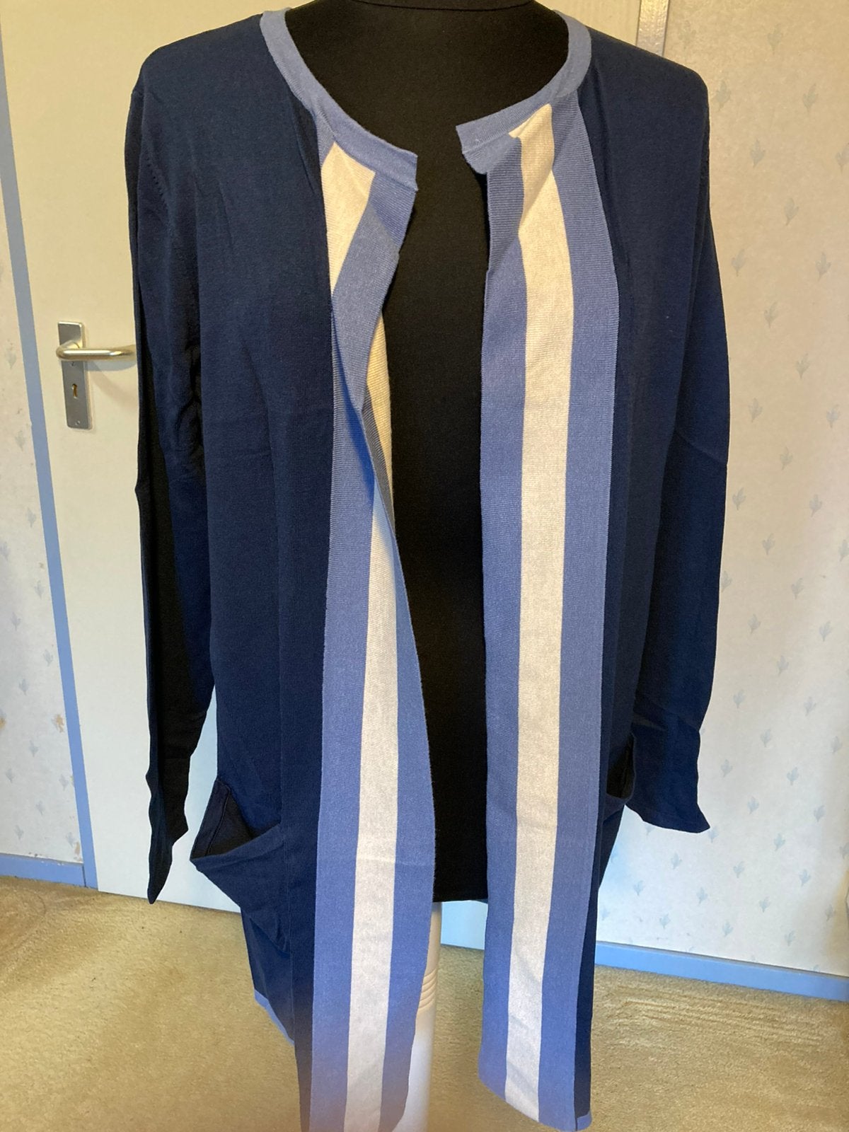 031 Nieuw vest Adora van Expresso in maat XL, Verzenden, Nieuw, Maat 42/44 (L), Blauw