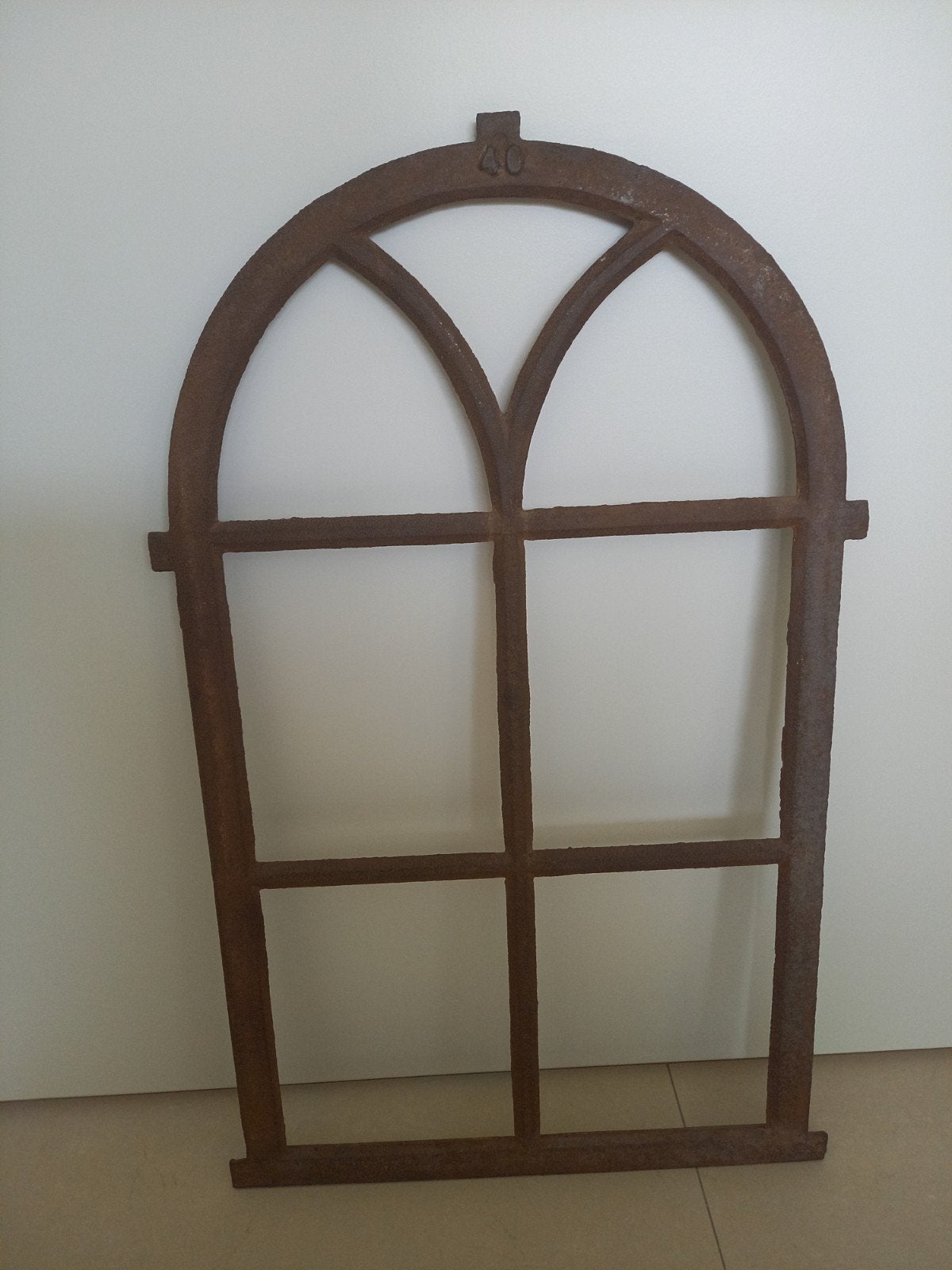 Antiek gietijzeren raamkozijn - Decoratief, Ophalen