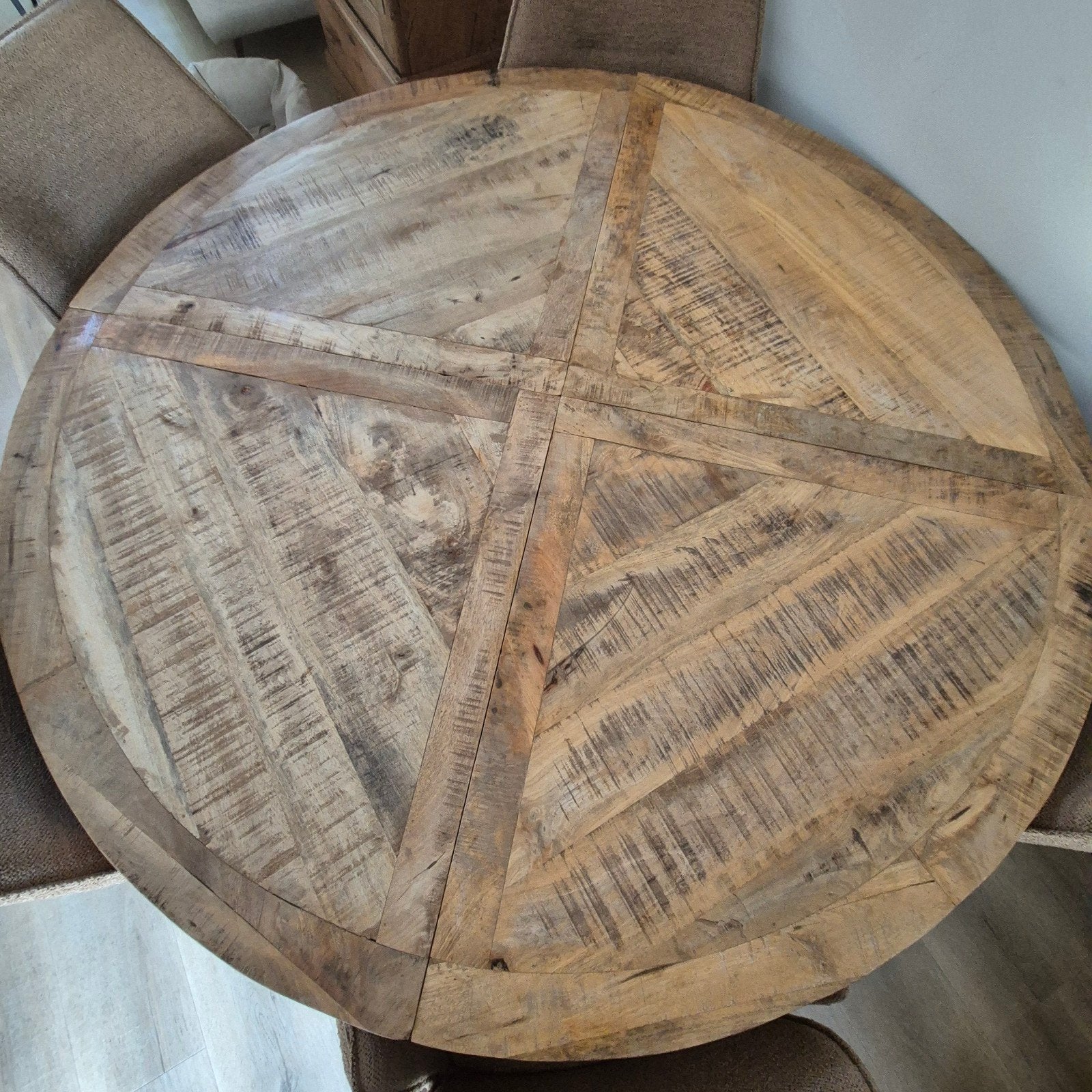 EETTAFEL MANGO ROND ( 150 CM )  -  ZWART STALEN KRUISPOOT, Ophalen, Gebruikt, Rond, Vijf personen of meer