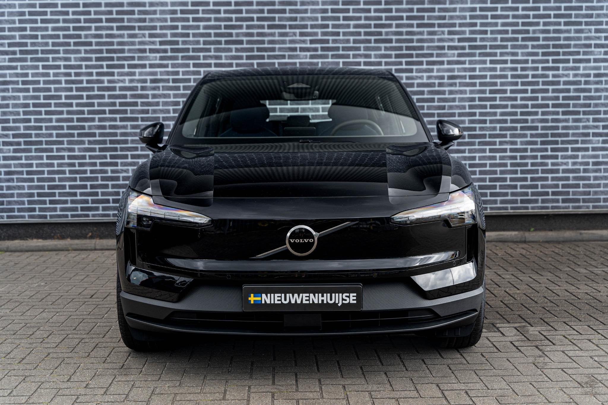 Volvo EX30 P3 Plus Europa | Google | Adaptieve Cruise Contro, Automaat, Achterwielaandrijving, Leder en Stof, Zwart