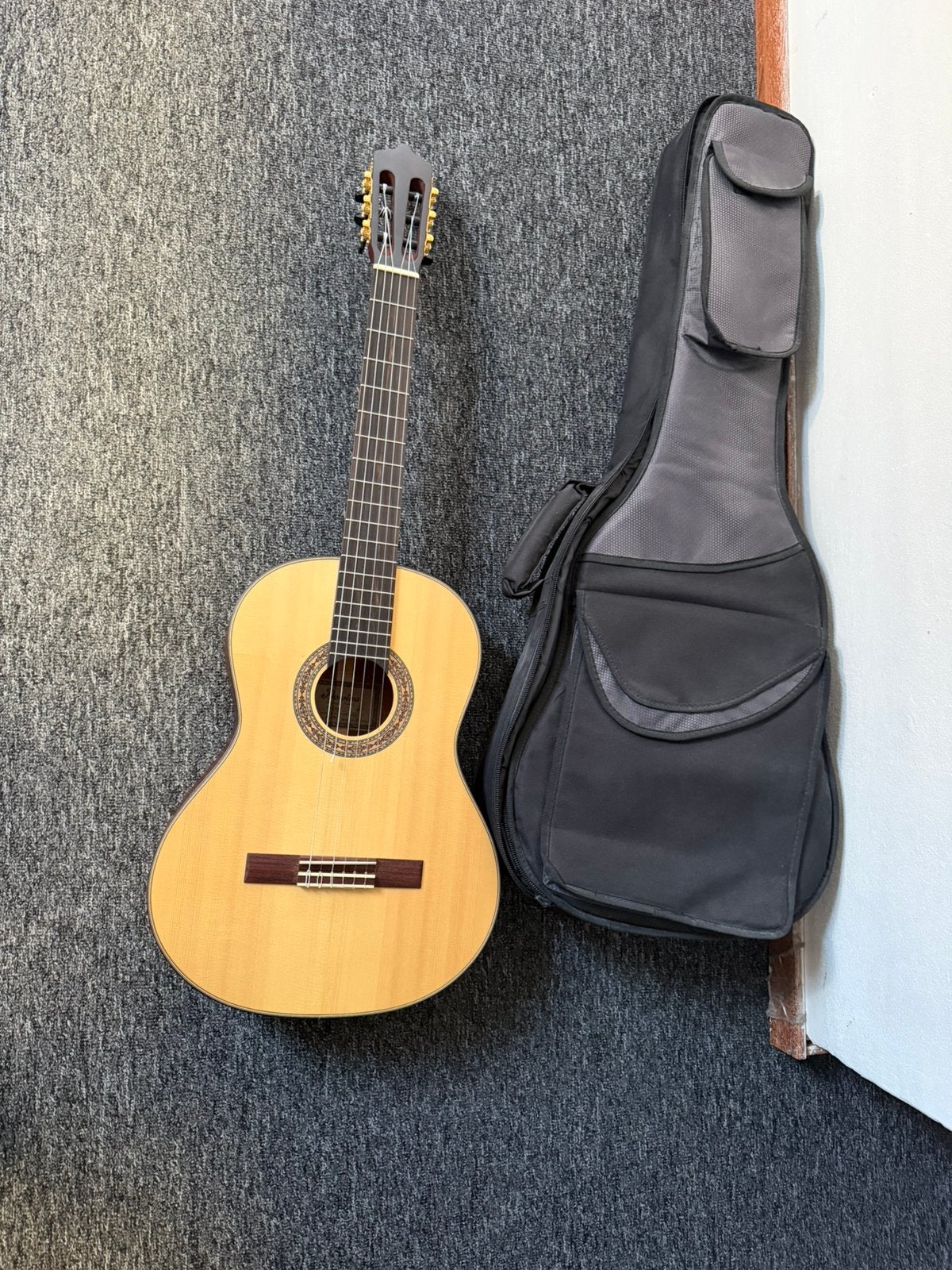 Dowina Rustica CL-dS, uit de Antique Series,