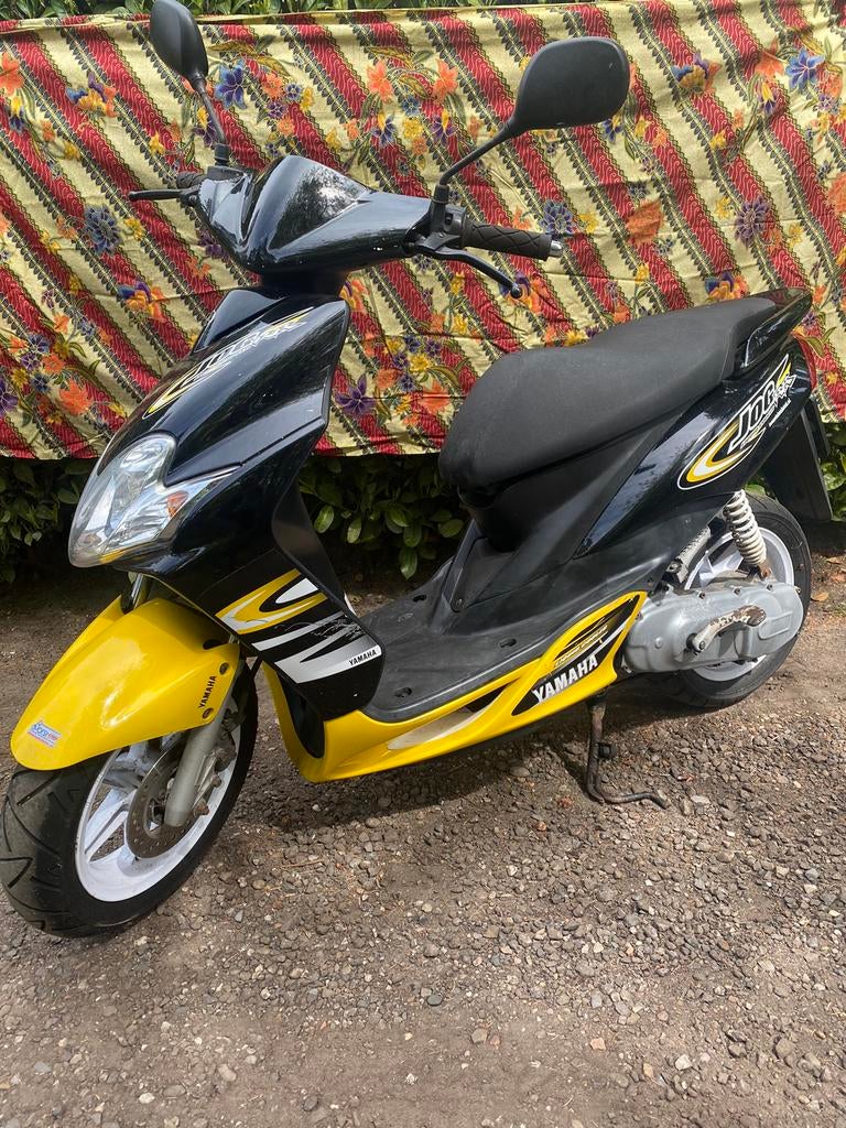 YAMAHA JOG RR gereserveerd voor Mikkel, Fietsen en Brommers, Scooters | Yamaha, Ophalen, Gebruikt, Tweetakt, JogR of RR